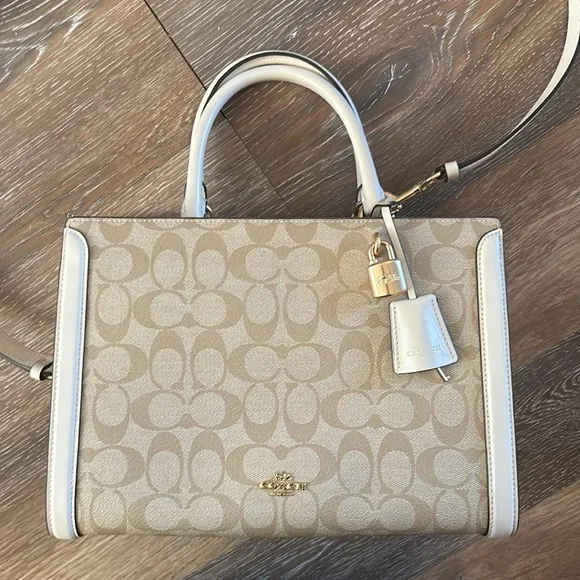 Coach Small Zoe Carryall In Signature Canvas - Picture 4 of 7